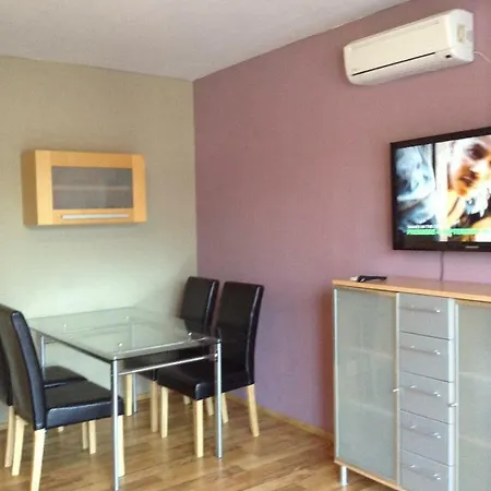 Koeztarsasag Utca 6. Apartment Siofok